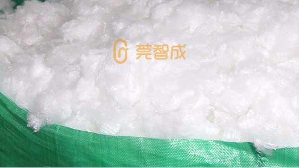 全球纺织事：原料弱势运行，涤纶产销下滑